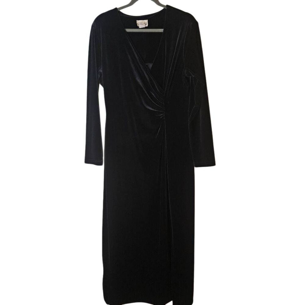 Robbie Bee vintage velvet body condition maxi dress.  Y2K, mob wife, classic loo